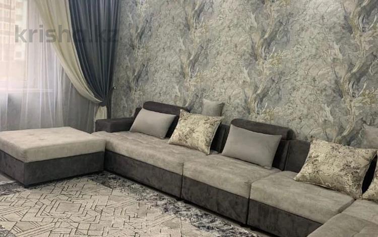 1-комнатная квартира · 50 м² · 4/10 этаж, мкр Жетысу-3 за 230 000 ₸ в Алматы, Ауэзовский р-н — фото 2