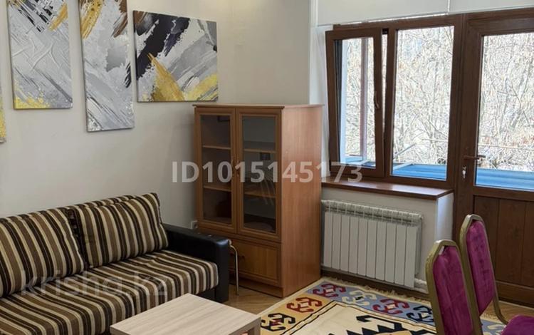 2-комнатная квартира · 50 м² · 3/3 этаж, Тауке-хана 41 за 230 000 ₸ в Шымкенте — фото 2