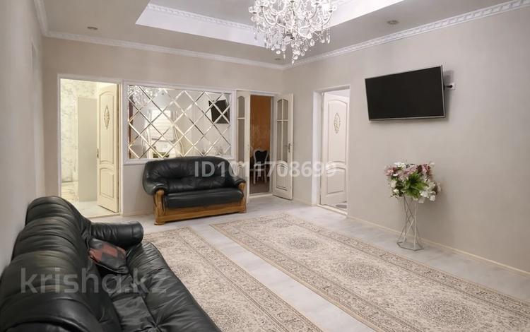 Дом · 5 комнат · 200 м², Тауке хан 304 за 70 000 ₸ в Шымкенте, Енбекшинский р-н — фото 2