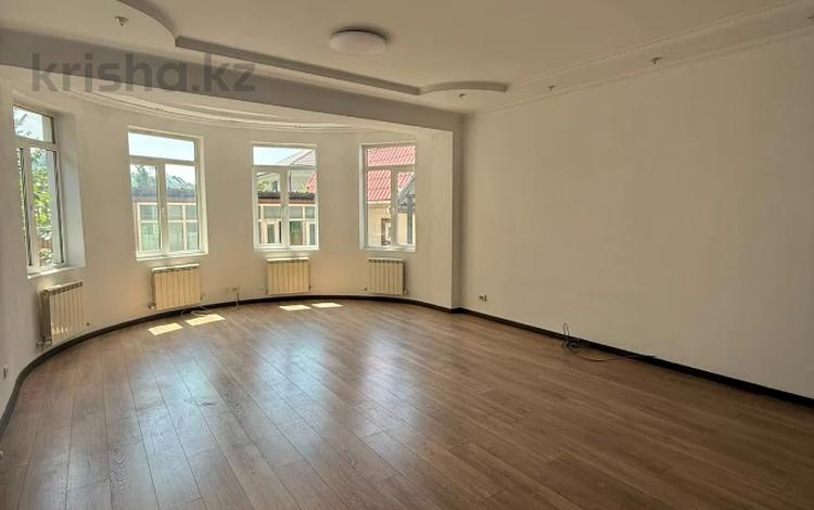 Офисы, образование · 285 м² за 1.9 млн ₸ в Алматы, Медеуский р-н — фото 12