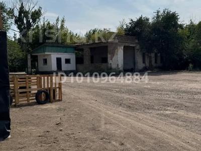 Свободное назначение, офисы, магазины и бутики, склады, азс, автосервисы и автомойки, общепит, салоны красоты, сельское хозяйство, бани, гостиницы и зоны отдыха, фитнес и спорт, медцентры и аптеки, образование, развлечения, конференц-залы, кабинеты и рабочие места, студии · 500 м² за 300 000 ₸ в Шамалгане