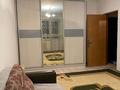 1-комнатная квартира, 40 м², 5/5 этаж помесячно, мкр Саялы 39 за 160 000 〒 в Алматы, Алатауский р-н — фото 3