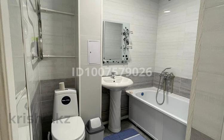 2-комнатная квартира · 50 м² · 1/5 этаж, 13-й микрорайон — Прага 9 каые напротив дом в доль дороги за 75 млн ₸ в Шымкенте, Енбекшинский р-н — фото 2