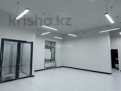 Свободное назначение · 135.5 м² за 800 000 ₸ в Астане, Сарайшык р-н