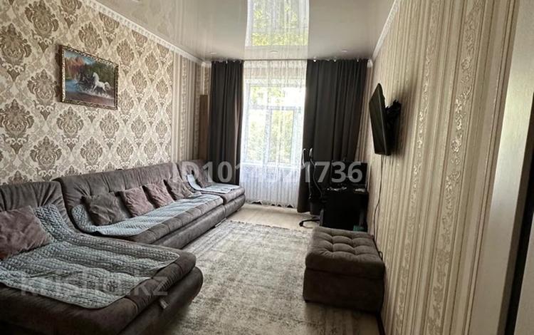 2-бөлмелі пәтер · 64 м² · 2/2 қабат, 2 квартал, бағасы: 12 млн ₸ в Топаре — фото 2