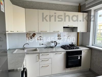 2-бөлмелі пәтер · 63 м² · 2/10 қабат, Жунисова 12/8, бағасы: 45 млн ₸ в Алматы, Наурызбайский р-н