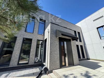 Отдельный дом · 7 комнат · 440 м² · 8.8 сот., мкр Юбилейный 105/11 за 354 млн 〒 в Алматы, Медеуский р-н