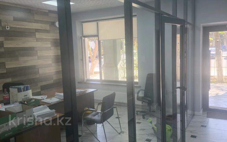 Кеңселер · 105 м², бағасы: 65 млн ₸ в Атырау, мкр Жилгородок — фото 2