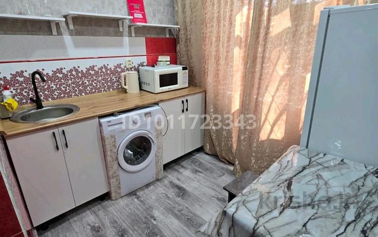 2-комнатная квартира · 43 м² · 1/5 этаж, Бауржан Момышулы 29/1 за 10 000 ₸ в Темиртау — фото 2