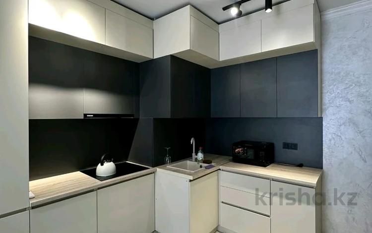 2-комнатная квартира · 72 м² · 11/13 этаж, Просп. Назарбаева 28 за 420 000 ₸ в Алматы, Медеуский р-н — фото 2