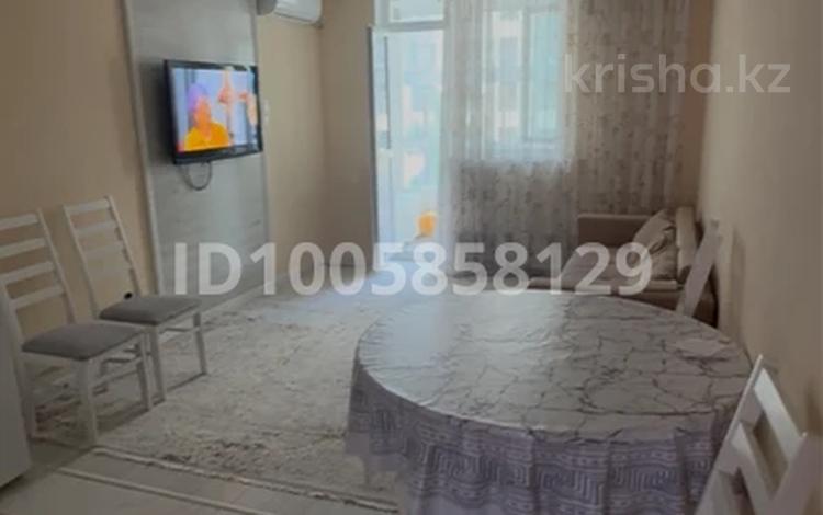 2-комнатная квартира · 44 м² · 2/8 этаж, Мангилик Ел 40/2 за 250 000 ₸ в Астане, Есильский р-н — фото 2