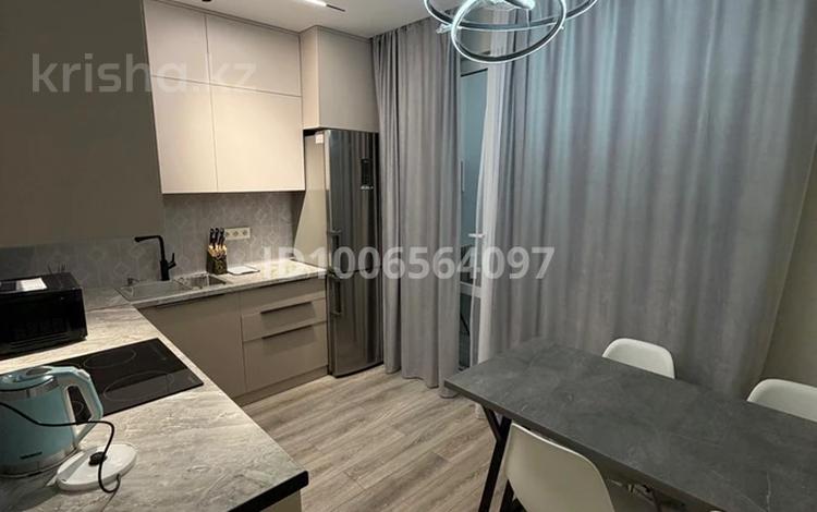 1-бөлмелі пәтер · 44 м², Бауыржана Момышулы 52 — Монке би, бағасы: 15 000 ₸ в Алматы, Алатауский р-н — фото 2