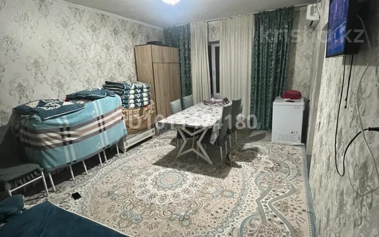 1-комнатная квартира · 36 м² · 4/4 этаж, мкр Карасу — Балабақша қасында,мектеп қасында ,магазин бәрі бар қасында за 6.5 млн ₸ в Таразе — фото 2
