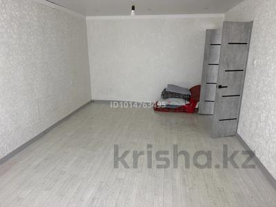 1-бөлмелі пәтер · 39.1 м² · 4/5 қабат, Жаңа орда ш/а. 13 — Рядом остановка, больница, школа, садик, бағасы: 18 млн ₸ в Уральске, мкр Жана Орда