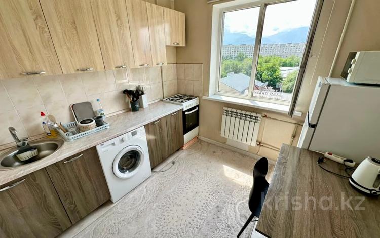 1-комнатная квартира · 41 м² · 8/9 этаж, мкр Аксай-2 за 27 млн ₸ в Алматы, Ауэзовский р-н — фото 5