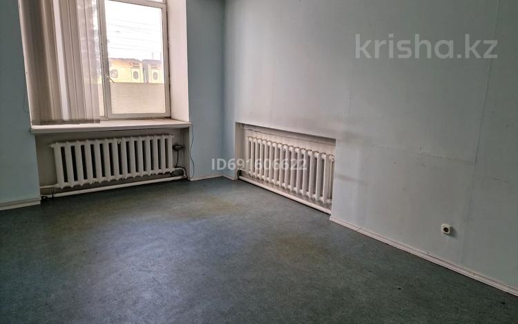 Еркін, кеңселер, дүкендер мен бутиктер • 16 м², бағасы: 50 000 〒 в Астане, Сарыарка р-н — фото 2