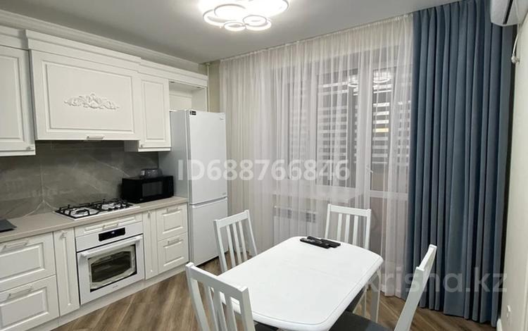 1-бөлмелі пәтер · 45 м² · 2/4 қабат, Береке 67 А, бағасы: 400 000 ₸ в Костанае — фото 2