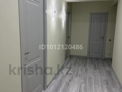 2-бөлмелі пәтер · 60 м² · 1/9 қабат, мкр Нурсая, Елорда, бағасы: 300 000 ₸ в Атырау