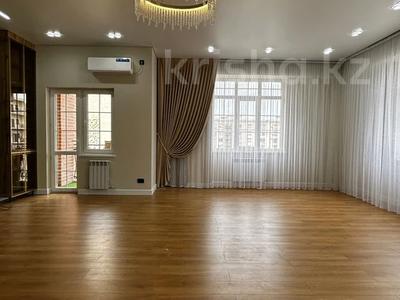4-комнатная квартира · 165 м² · 8/10 этаж, 17-й мкр 25 за 79 млн ₸ в Актау