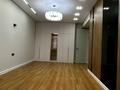4-бөлмелі пәтер · 165 м² · 8/10 қабат, 17-й мкр 25, бағасы: 79 млн ₸ в Актау — фото 21