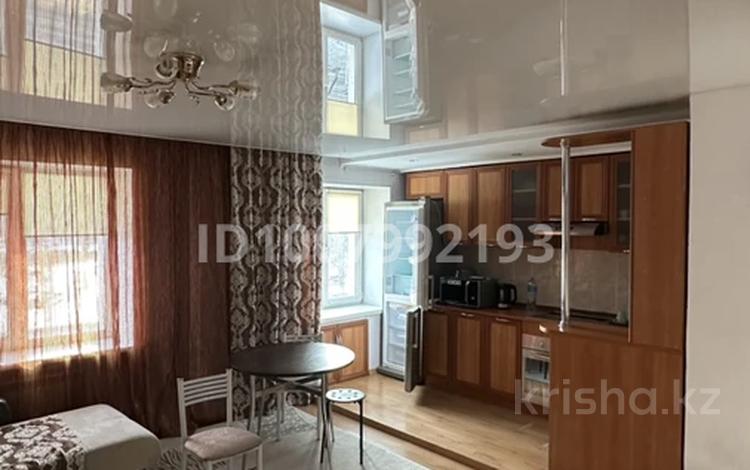2-комнатная квартира · 44 м² · 4/10 этаж, Славского 22 за 250 000 ₸ в Усть-Каменогорске — фото 10