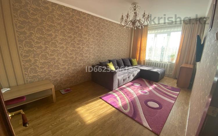 3-комнатная квартира · 68 м² · 1/5 этаж, 9 мкр 98 за 22 млн ₸ в Темиртау — фото 2