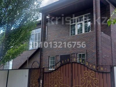 Отдельный дом · 6 комнат · 600 м², Мырзалы Сартаева 12 за 115 млн ₸ в Актобе, жилой массив Юго-Запад-1