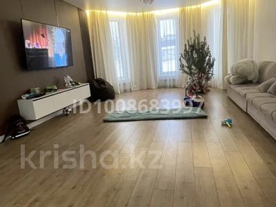 Отдельный дом · 5 комнат · 220 м² · 10 сот., Сосновая 128 за 49 млн ₸ в Актобе, жилой массив Кирпичный