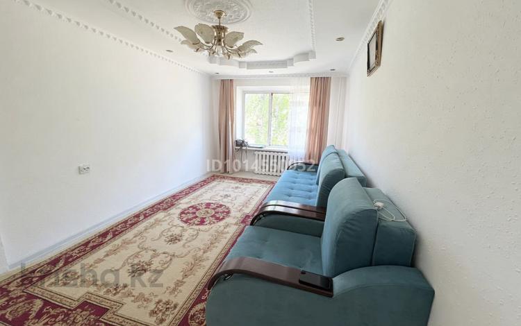 3-комнатная квартира · 60.2 м² · 2/5 этаж, Богенбай Батыр 53 за 28.5 млн ₸ в Астане, Сарыарка р-н — фото 2