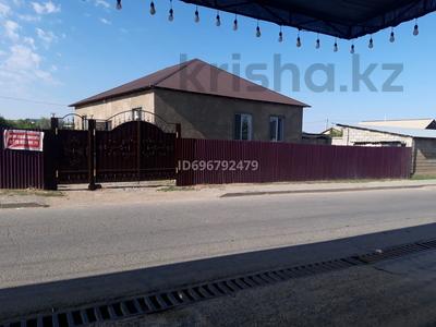 Продажа домов и дачи в Шымкенте: Отдельный дом · 6 комнат · 121 м² · 8 сот., мкр Бозарык , Уста мухаммад 44 — Кентобе за 35 млн 〒 Отдельный дом · 6 комнат · 121 м² · 8 сот., мкр Бозарык , Уста мухаммад 44 — Кентобе за 35 млн 〒 в Шымкенте, Абайский р-н
