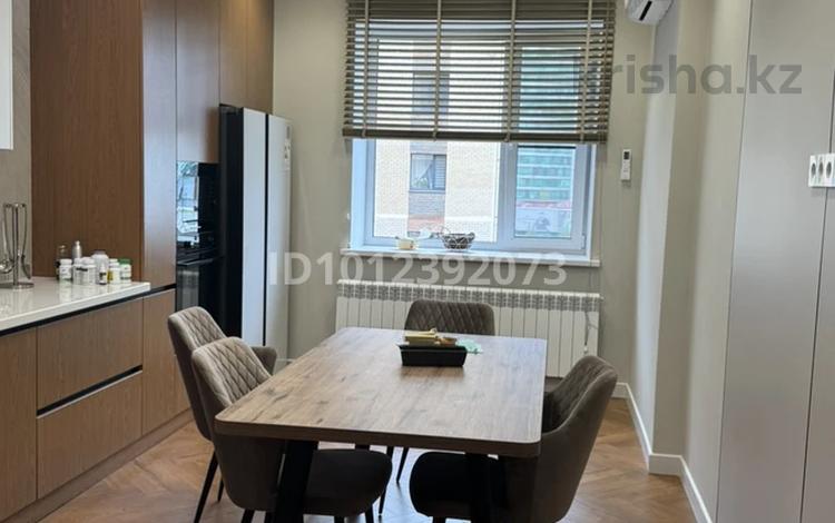4-бөлмелі пәтер · 140 м² · 6/10 қабат, мкр 12, бағасы: 110 млн ₸ в Актобе — фото 2