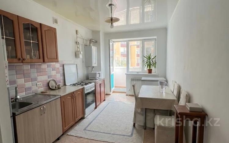 2-комнатная квартира · 61.7 м² · 2/5 этаж, мкр. Алтын орда за 21.5 млн ₸ в Актобе — фото 2