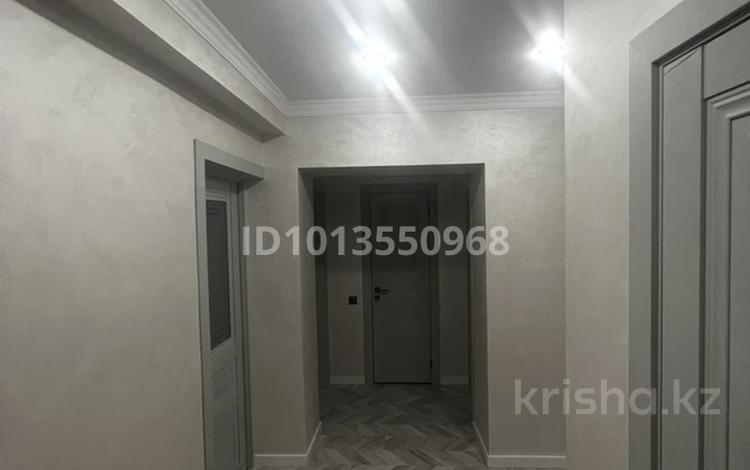 3-комнатная квартира · 66 м² · 3/5 этаж, Жибек жолы — Парк Горького, Парк 28 Панфиловцев, Зеленый базар за 500 000 ₸ в Алматы, Медеуский р-н — фото 2