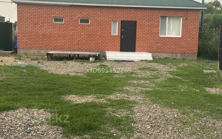 Отдельный дом · 7 комнат · 150 м² · 10 сот., Байганина 58 за 75 млн ₸ в Мартуке — фото 2