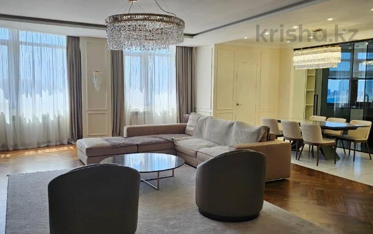 5-комнатная квартира, 220 м², 8 этаж помесячно, Бухар Жирау 28 за 1.7 млн 〒 в Астане, Есильский р-н — фото 23