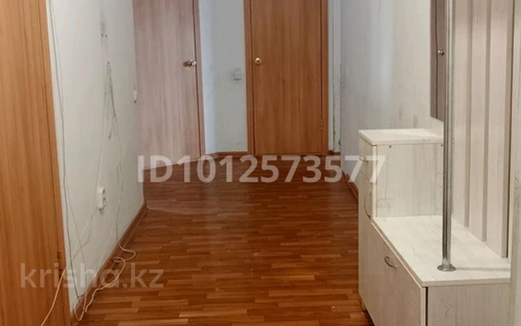 2-бөлмелі пәтер · 66 м² · 8/10 қабат, мкр Юго-Восток, Республики 1\4, бағасы: 23 млн ₸ в Караганде, Казыбек би р-н — фото 2
