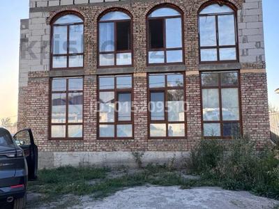 Жеке үй · 4 бөлме · 192 м² · 6 жүзд., За магазином "ИНСАН" — От Кульджинки 150-200 метров, бағасы: ~ 78 млн ₸ в 