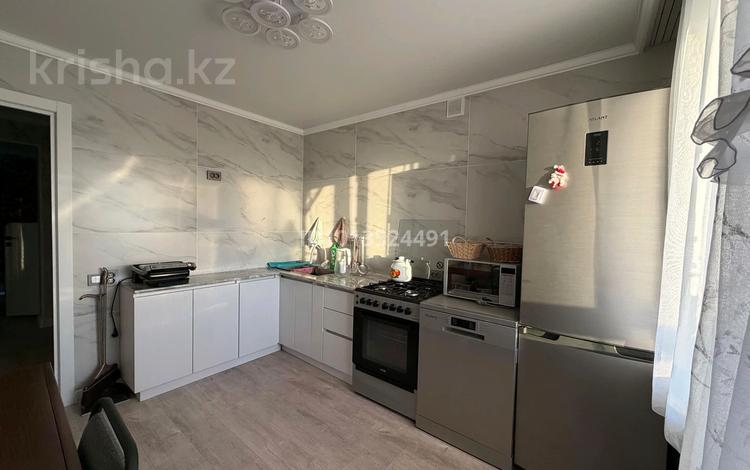 4-бөлмелі пәтер · 74 м² · 6/6 қабат, Строительная 10а, бағасы: 25.3 млн ₸ в Костанае — фото 2
