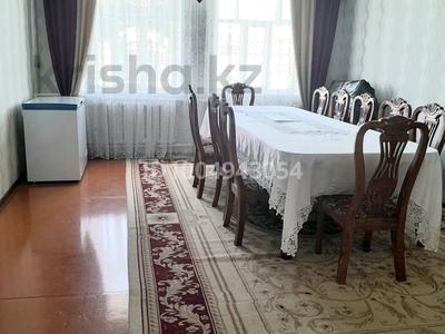 Отдельный дом · 6 комнат · 100 м² · 11 сот., Каримов Омирзак 11 за 28 млн ₸ в Бурыл
