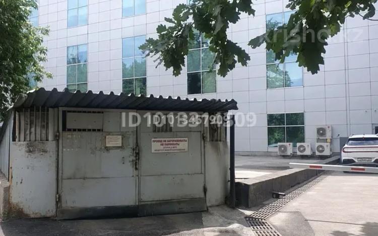 Гараж · 14 м² · Зенкова 38 — Зенкова Богенбай Батыра, бағасы: 50 000 ₸ в Алматы, Медеуский р-н — фото 2