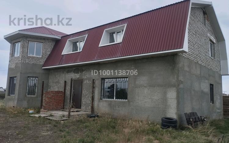 Саяжай · 4 бөлме · 200 м² · 15 жүзд., 1 — Астыкжан по Абая, бағасы: 18 млн ₸ в Костанае — фото 2
