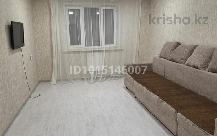 2-комнатная квартира · 65 м², Кокжал барак 7/2 за 200 000 ₸ в Усть-Каменогорске — фото 2