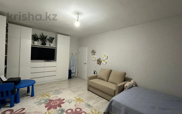 1-бөлмелі пәтер · 45 м² · 4/10 қабат, Кудайбердыулы — БЕЗ КОМИССИИ ДЛЯ ПОКУПАТЕЛЯ!!!, бағасы: 22.5 млн ₸ в Астане, Алматы р-н — фото 3