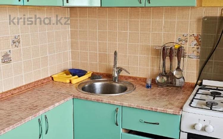 1-комнатная квартира · 32.6 м² · 5/5 этаж, 7 микрорайон 15 за 15.5 млн ₸ в Костанае — фото 3