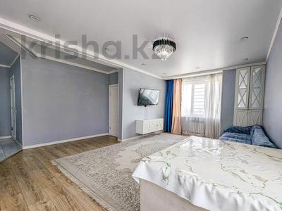 3-бөлмелі пәтер · 70 м² · 10/13 қабат, Макатаева 131/1 — Муратбаева, бағасы: ~ 56.5 млн ₸ в Алматы, Алмалинский р-н