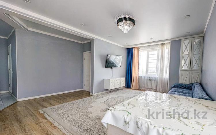 3-бөлмелі пәтер · 70 м² · 10/13 қабат, Макатаева 131/1 — Муратбаева, бағасы: ~ 56.5 млн ₸ в Алматы, Алмалинский р-н — фото 4