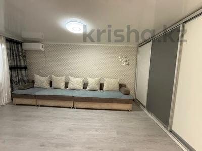 1-комнатная квартира · 32 м² · 3/5 этаж, Бозтаева за 12.9 млн 〒 в Семее