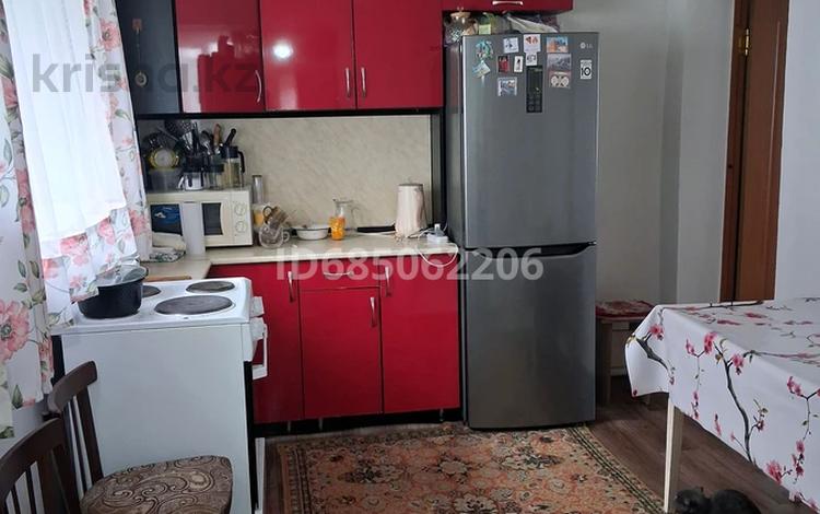 Отдельный дом · 3 комнаты · 45 м² · 5 сот., 8 километр 83 за 13 млн ₸ в Семее — фото 9