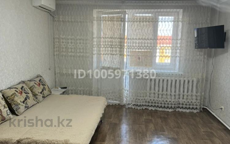 1-комнатная квартира · 41 м² · 6/6 этаж, мкр Астана 20 за 13.8 млн ₸ в Уральске — фото 2