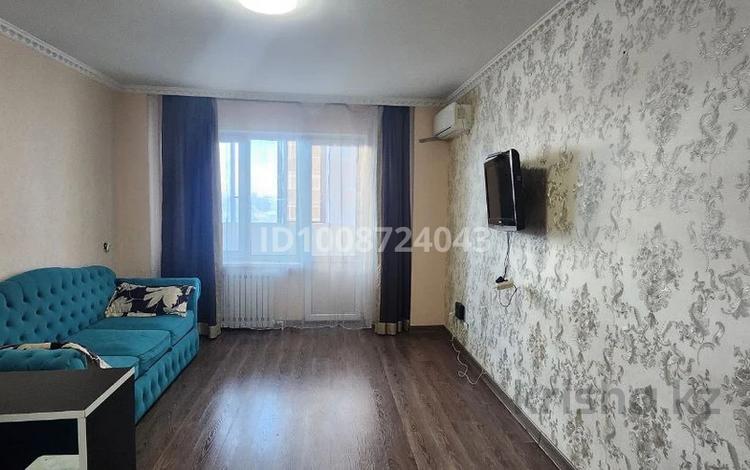 1-бөлмелі пәтер · 33 м² · 8/17 қабат, Богенбай батыра 56, 56а, 56Б — Республики, бағасы: 18.5 млн ₸ в Астане, р-н Байконур — фото 3